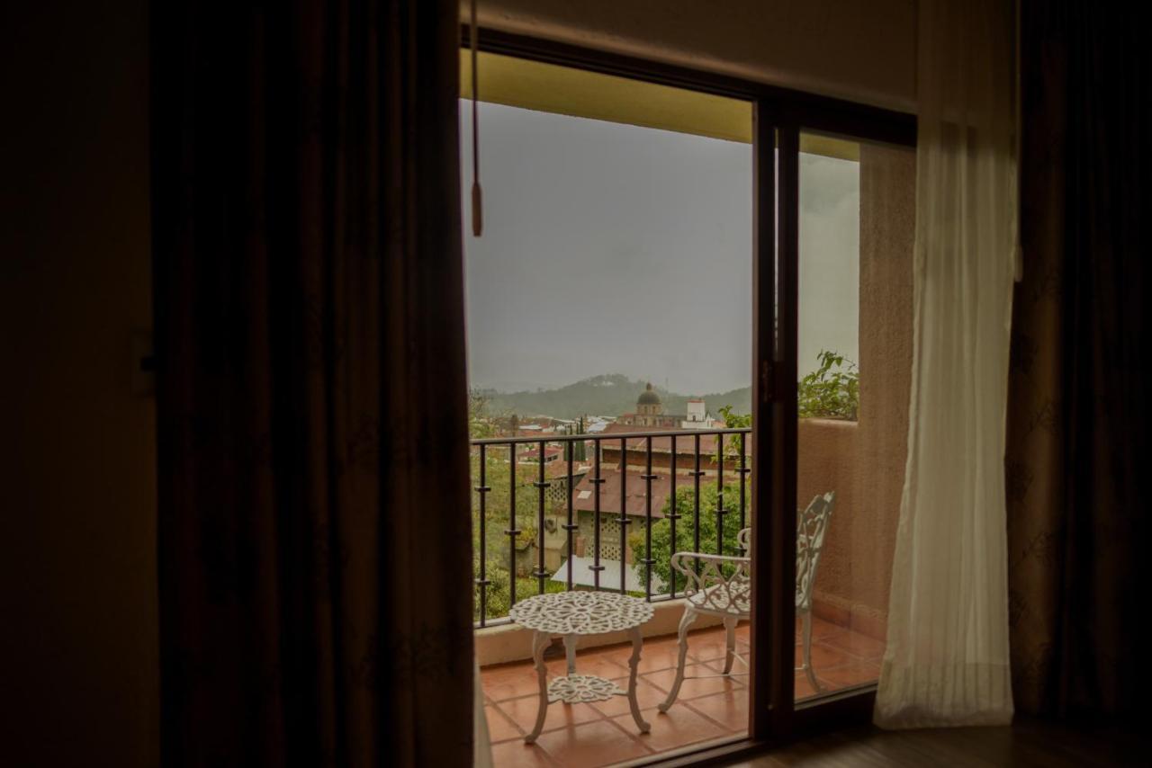 Hotel El Molino By Quinta Sauz Tacambaro de Codallos Bagian luar foto